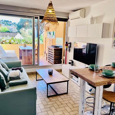 Cosy Deux Pieces Pour 4 Personnes En Centre Ville Classe Cavalaire-sur-Mer Eksteriør billede